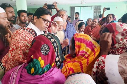 সিংড়ায় সহস্রাধিক দরিদ্র রোগীর বিনামূল্যে চক্ষুসেবা ও অপারেশন