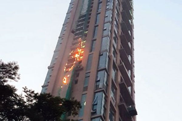 কলকাতায় নির্মাণাধীন সর্বোচ্চ ভবনে আগুন