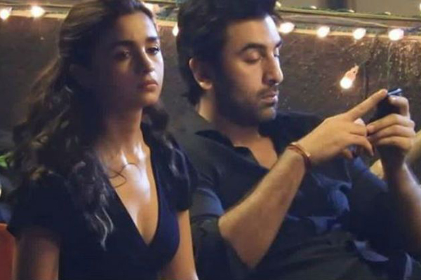 আলিয়াকে পাত্তা দিচ্ছেন না রণবীর!
