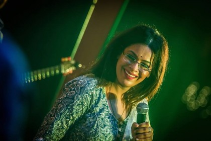'ইন্দুবালা'য় গাইলেন ইমন চক্রবর্তী