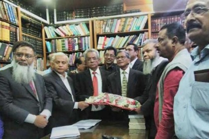 ড. কামালের দলে যোগ দিলেন সাবেক ১০ সামরিক কর্মকর্তা