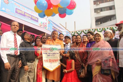 
সহজ শর্তে নারী উদোক্তাদের জন্য জায়গা বরাদ্দ দেওয়া হবে: মেয়র লিটন