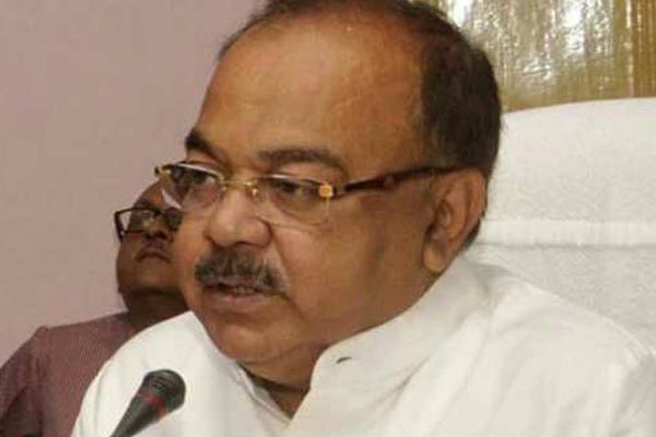 প্রেমিকার জন্য মন্ত্রিত্ব ছাড়লেন যিনি!