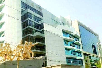 আইন-শৃঙ্খলা বাহিনীর সঙ্গে বৃহস্পতিবার ইসির বৈঠক 