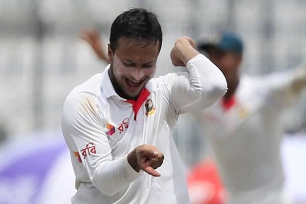 'ডাবল সেঞ্চুরির' সামনে সাকিব!