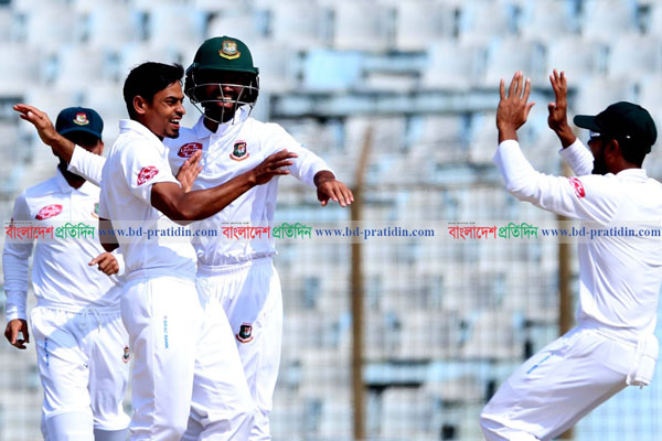 তাইজুলের ঘূর্ণিতে জয় দেখছে বাংলাদেশ