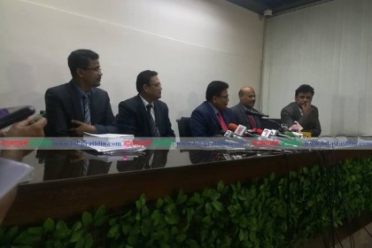 '৬ আসনের ৯০০ কেন্দ্রে ইভিএম ব্যবহার'