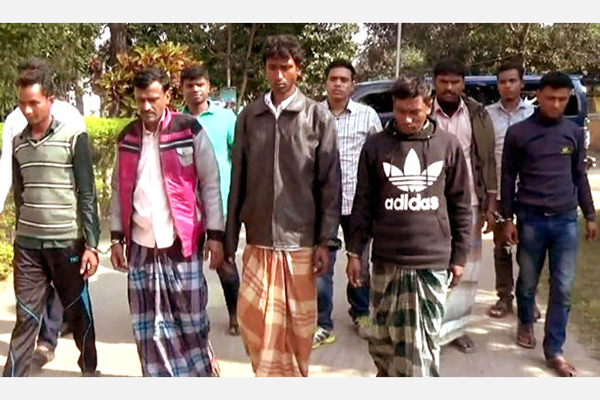 নাটোরে ডাকাতির প্রস্তুতিকালে ৬ ডাকাত আটক