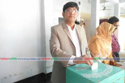 চুয়াডাঙ্গা আইনজীবী সমিতির নির্বাচন অনুষ্ঠিত