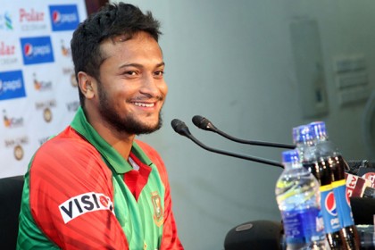 'টেস্ট শুরুর আগে কষ্ট লাগে, বয়স হয়ে যাচ্ছে তো…'