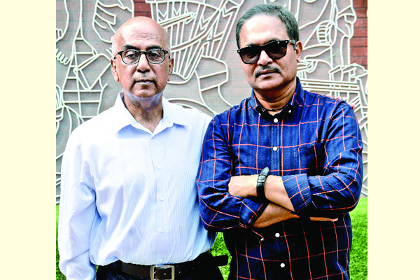 দুই দশক পর জঙ্গীর কথায় গাইলেন তপন চৌধুরী