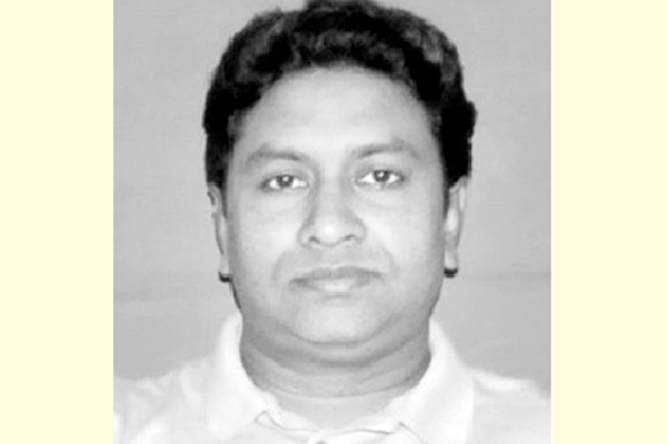 কোর্ট ম্যারেজ ও স্বামীকে তালাক