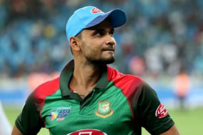 মাশরাফি নন, টস করলেন রুবেল