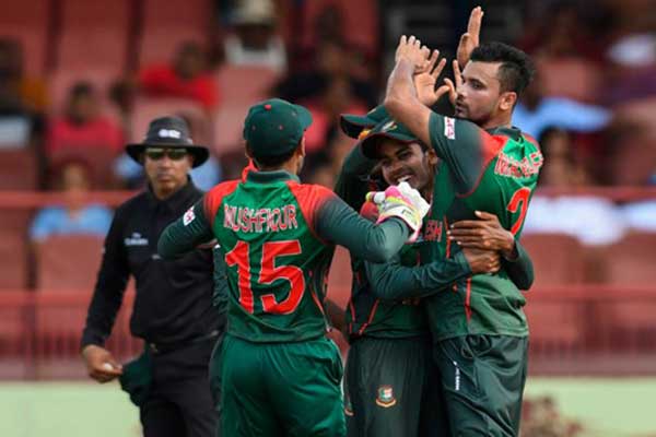বছরের শেষ ওয়ানডে সিরিজ খেলতে রবিবার মাঠে নামছেন মাশরাফিরা