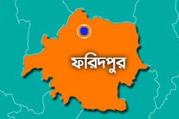 বোয়ালমারীতে বাসষ্ট্যান্ড থেকে ৪ বোমা উদ্ধার