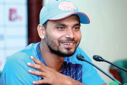 আবারও কি ‘চার ওপেনার’ নিয়ে নামবে টাইগাররা? জানালেন মাশরাফি