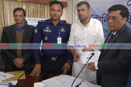 মাগুরার দুই আসনে ১০ প্রার্থীর প্রতীক গ্রহণ