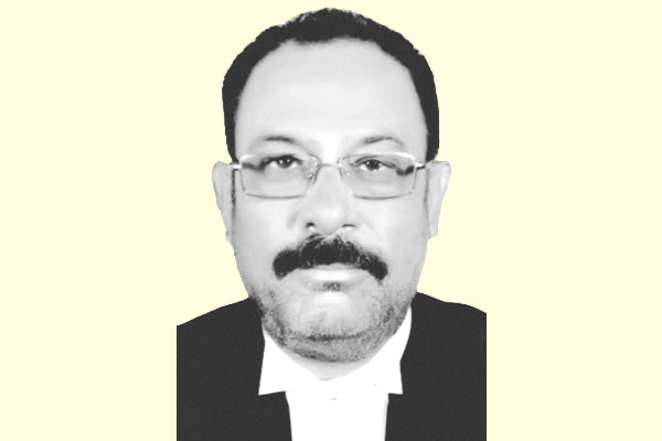 কাজল ধানমন্ডি ক্লাবের প্রেসিডেন্ট