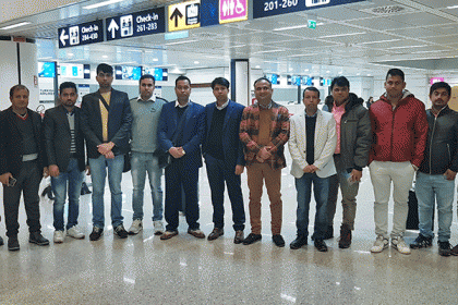 সংসদ নির্বাচন; দেশমুখী হচ্ছেন প্রবাসী বাংলাদেশিরা