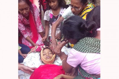 ফাঁসির খেলা খেলতে গিয়ে ফাঁস লেগে শিশুর মৃত্যু