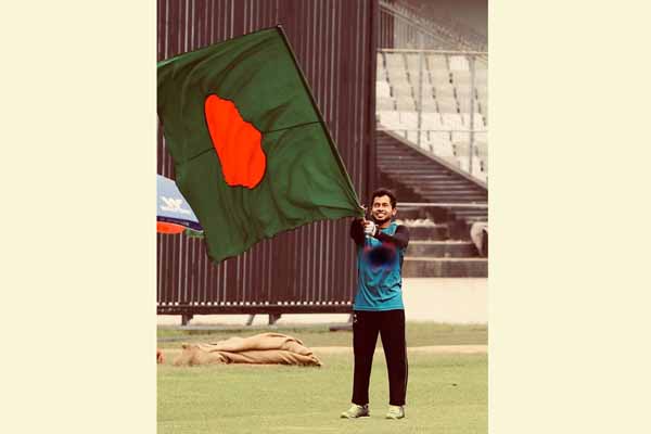 বিজয় দিবসের শুভেচ্ছা মুশফিকের