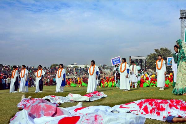 বগুড়ায় যথাযোগ্য মর্যাদায় বিজয় দিবস উদযাপন

