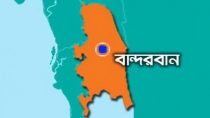 লামায় গভীর রাতে সন্ত্রাসীদের হামলা, অপহরণ ১