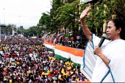 বর্তমানে ভারতের একমাত্র নারী মুখ্যমন্ত্রী মমতা