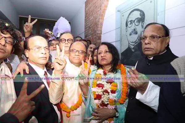 জাতীয় প্রেস ক্লাবের নবনির্বাচিত নেতৃবৃন্দকে লন্ডন বাংলা প্রেস ক্লাবের অভিনন্দন