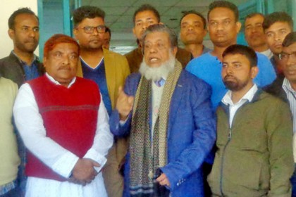 'শেখ হাসিনার নেতৃত্বে দেশ সমৃদ্ধির পথে এগিয়ে যাচ্ছে'

