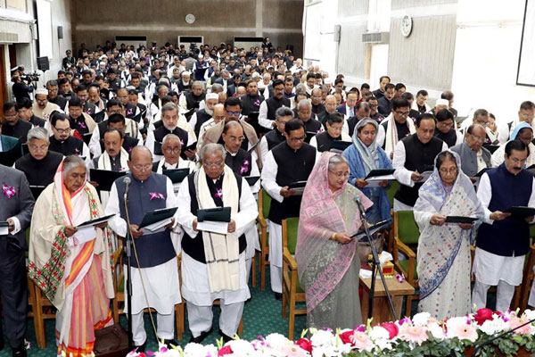 নতুন এমপিদের শপথ শুরু, নেই ঐক্যফ্রন্টের নির্বাচিতরা