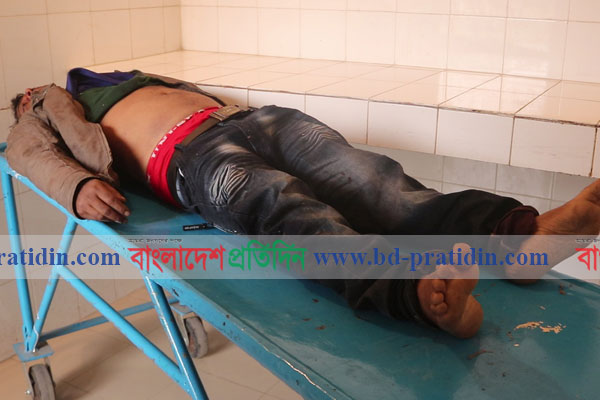 দামুড়হুদায় বন্দুকযুদ্ধে মাদক ব্যবসায়ী নিহত 