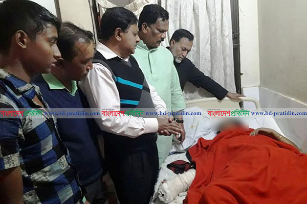 গণধর্ষণের শিকার সেই নারীর দায়িত্ব নিলেন এমপি একরামুল