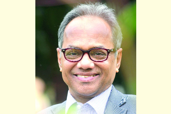 আখতারুজ্জামান ইলিয়াস ছিলেন আমাদের নায়ক
