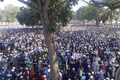 শোলাকিয়া মাঠে সৈয়দ আশরাফের জানাজায় জনসমুদ্র