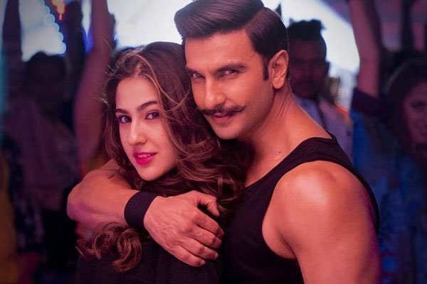 সালমানের 'রেস থ্রি'কে পেছনে ফেলল রণবীরের 'সিম্বা'
