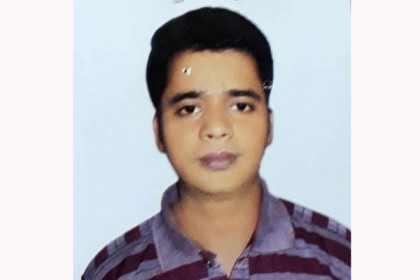 ঝিনাইদহে ছাত্রাবাস থেকে ছাত্রের ঝুলন্ত মরদেহ উদ্ধার