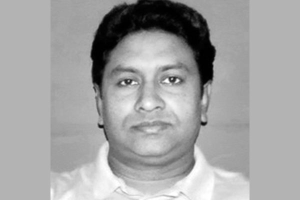 স্বামীকে তালাক বনাম নিষ্পাপ শিশু