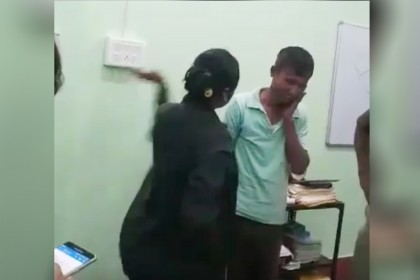 থানায় দাপট দেখানো সেই জেলা প্রশাসক ও তার স্ত্রীর বিরুদ্ধে ব্যবস্থা (ভিডিও)