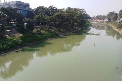 দখলমুক্ত করে মগড়া নদীর খনন নিয়ে চলছে টালবাহানা
