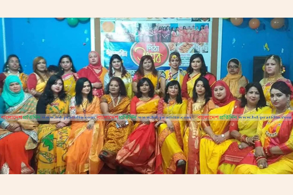ইতালিতে মহিলা সমাজকল্যাণ সমিতির পিঠা উৎসব