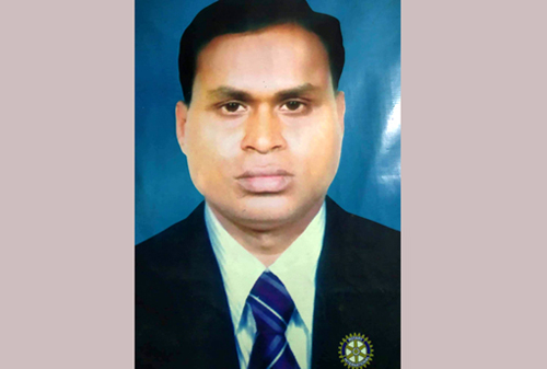 সড়কে কাটা গাছের নিচে চাপা পড়ে প্রাণ গেল পল্লী বিদ্যুৎ কর্মকর্তার