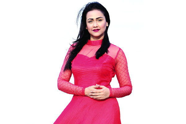‘ট্রাপড’ নিয়ে আইরিন