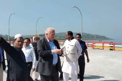রোহিঙ্গা শিবির ও আসার পথ পরিদর্শন করলেন জার্মান রাষ্ট্রদূত