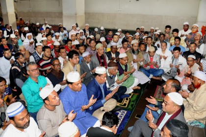 বগুড়ায় জিয়াউর রহমানের জন্মদিনে বিএনপির দোয়া মাহফিল