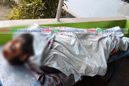নাটোরের লালপুরে পৌর কাউন্সিলরকে কুপিয়ে হত্যা
