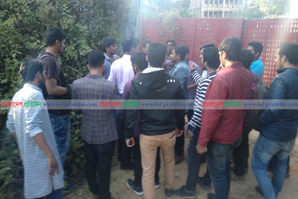 চবি ছাত্রদল নেতাকে মারধরের অভিযোগ
