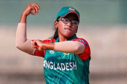 ক্রিকইনফোর সেরাদের দলে রুমানা