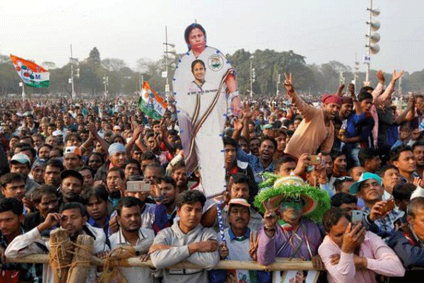 ভারতীয় রাজনীতিতে ফের নিজের অস্তিত্ব প্রমাণ করতে চান মমতা