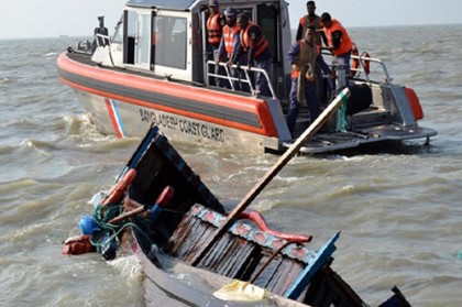 বুড়িগঙ্গায় নৌকা ডুবির ঘটনায় ৩ জনের মরদেহ উদ্ধার